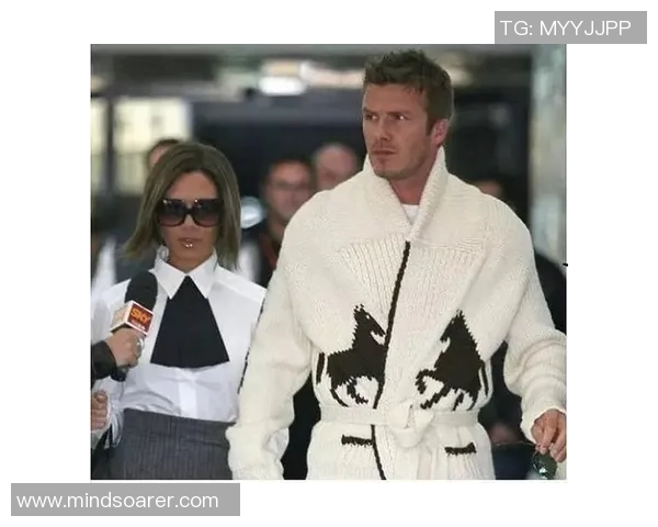 足球明星妻子时尚穿搭揭秘让你领略她们的独特魅力与风格